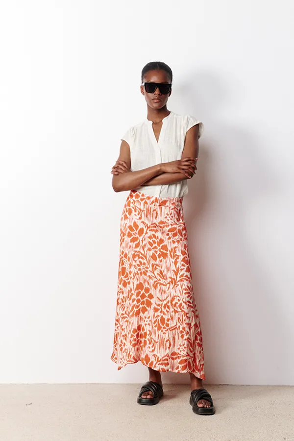 MORGANA CORAL PRINTED SATIN-EFFECT LONG SKIRT